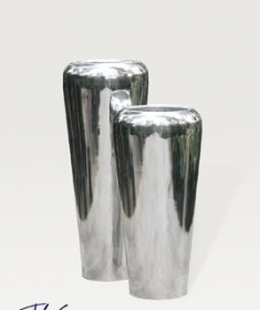 Conical facet